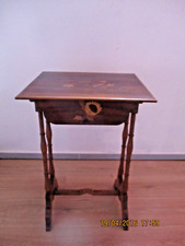 Emile Gallé Table à ouvrage signée - Décor de motifs floraux -' ECOLE DE NANCY