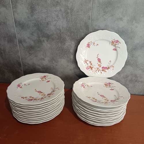 Lot assiettes porcelaine - de, 22