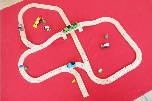 Lot circuit train en bois - n°9,