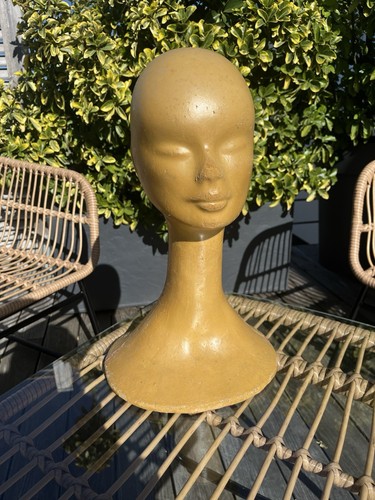 Tête chapeau vintage - À,