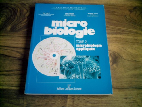 Livre micro biologie - livre,