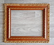 Cadre en chêne et stuc Louis