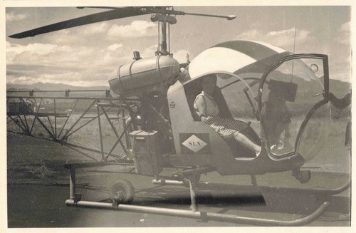 Old bell helicopter - old,