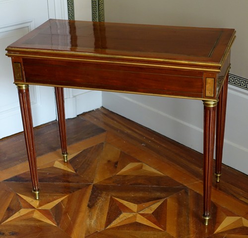 Table jeux louis xvi - à,