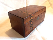 BOITE EN BOIS MARQUETÉE