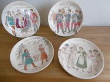 QUATRE ASSIETTES DESSERT TERRE