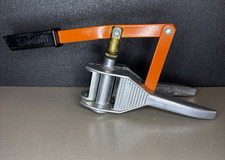 Bouchonneuse à main SANDRI