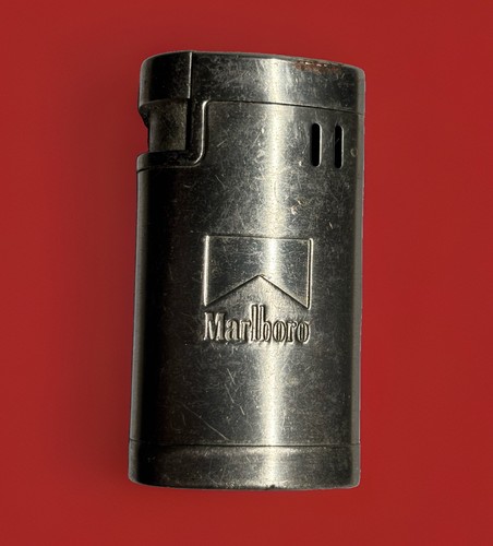Briquet gaz rechargeable - à,