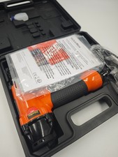 Cloueuse et agrafeuse