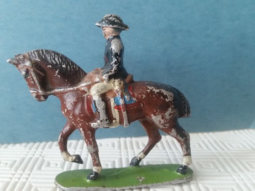 Cavalier quiralu general - quiralu, en