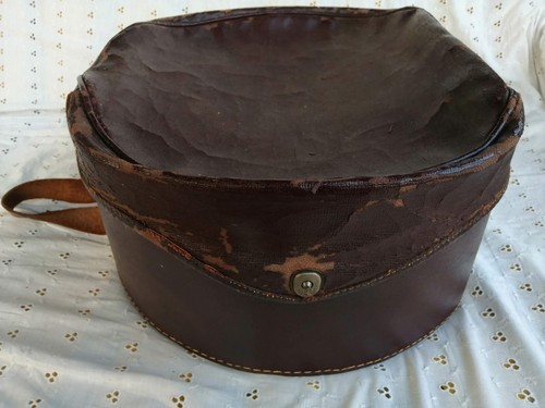 Ancienne boîte chapeau - ancienne, à