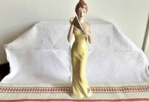Figurine vintage porcelaine - en,