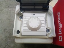 Thermostat électronique