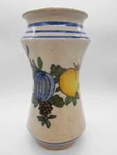 01) MAGNIFICENT VASE / ALBARELLO CERAMIC FRUIT DECOR FAIENCE ITALY?