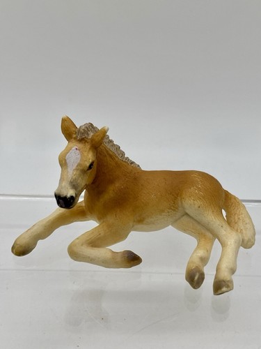 Schleich lying haflinger foal - lying,