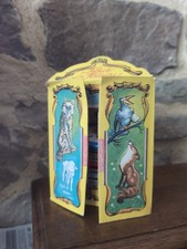 armoire avec 10 mini livret