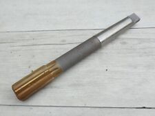 1 alésoir coupe à droite