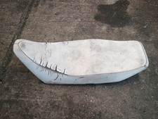 Yamaha RD125LC / RDLC 125 Mark 1 - Seat - Needs recovering