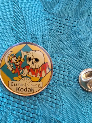 Pin disney euro - euro,