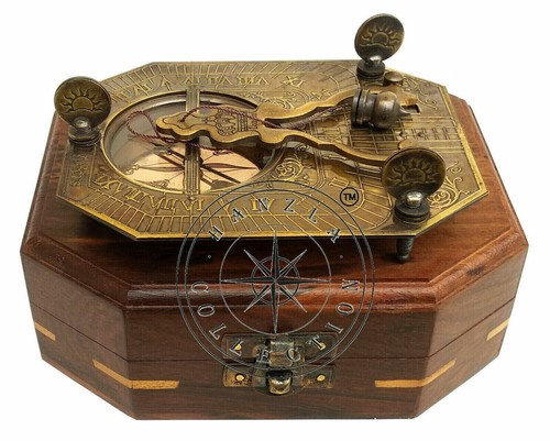 Ancienne boussole pendule