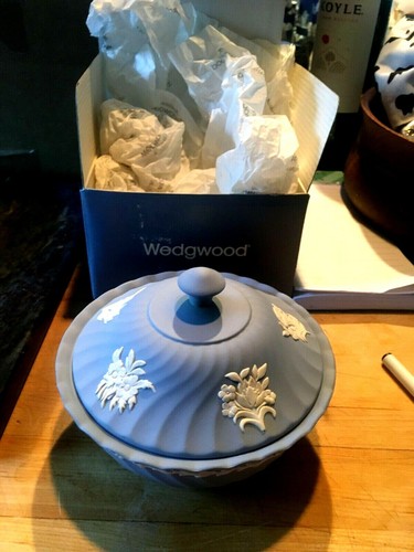 Wedgwood blue jasperware - wedgwood,