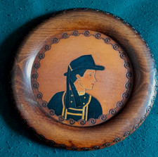 ASSIETTE EGNEN BOIS DECORS