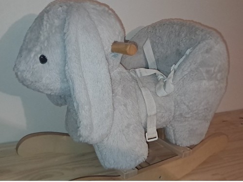 Lapin bascule - lapin, a