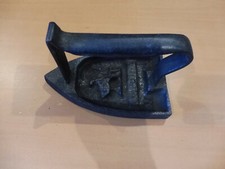  OLD VINTAGE CAST IRON IRON