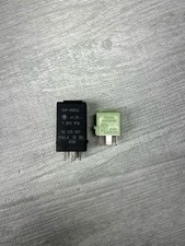 BMW 00-06 E39 M5 E46 M3 EKP Fuel Pump Relay Relays Fuses Unit Coupe OEM