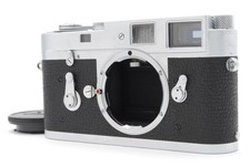 [MINT] Leica M2 Silver w / Self Timer 35mm Film Rangefinder From JAPAN