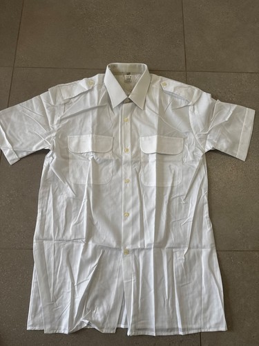 Chemise manches courte - à,