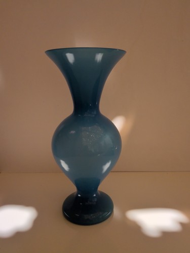 Vase opaline bleue - vase,
