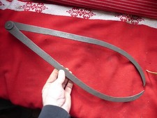 grand compas en fer forgé