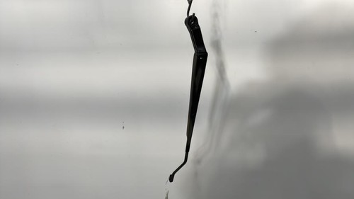 Bras essuie glace - avant, droit
