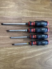 Wurth Zebra 4 Piece Screwdriver Set Slotted / Straight And Phillips