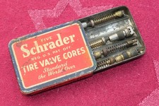 Boîte ancienne Schrader + 4