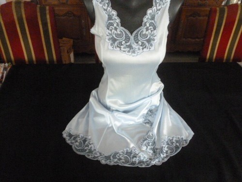 Jolie combinaison fond robe - jolie,