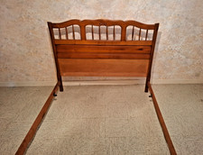 Lit double en merisier pour literie 140 cm