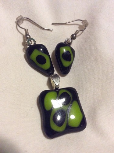 Artist signed blown glass - blown,