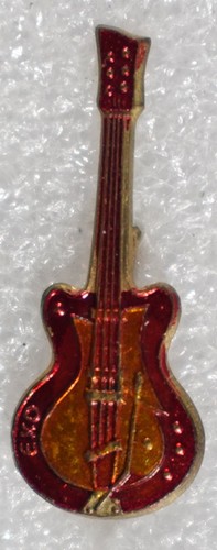 Eko guitar pinback - eko,