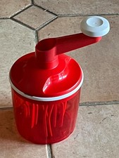 Batteur manuel TUPPERWARE speedy chef rouge / mayonnaise chantilly / TBE !!