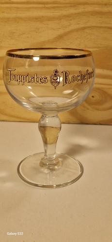Verre trappiste rochefort - un,