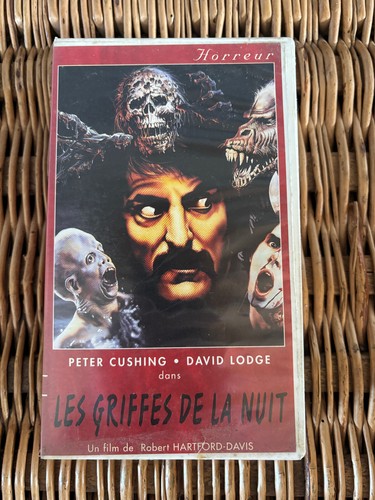 Les griffes nuit - les,
