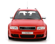 Audi RS4 B5 Avant Misano rouge
