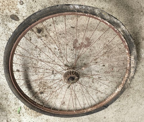 Roue arriere 700 - arriere,