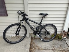 2003 Trek Fuel 98 	Mountain bike, front & rear suspension