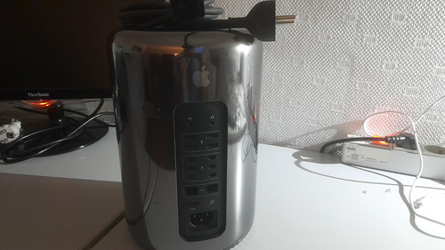Apple mac pro - pro, xeon