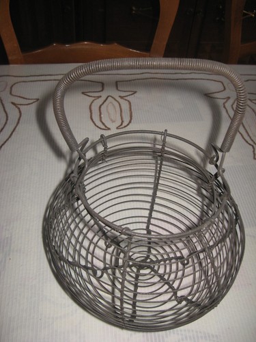 Ancien panier oeufs à - ancien,