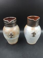 Pair of pitchers Fleur de lys Belgium Bouffioulx late 19th/early 20th century Dubois