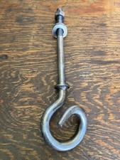 Ancien crochet  queue de